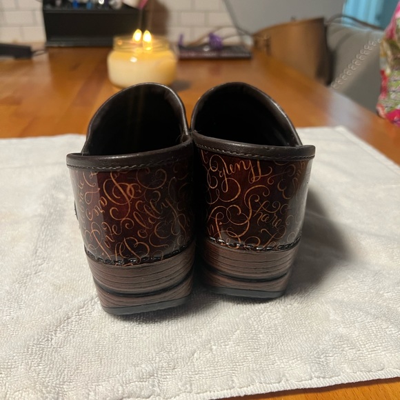 Brown with gold writing size 38 (7.5) Dansko clogs lightly worn - Picture 4 of 9